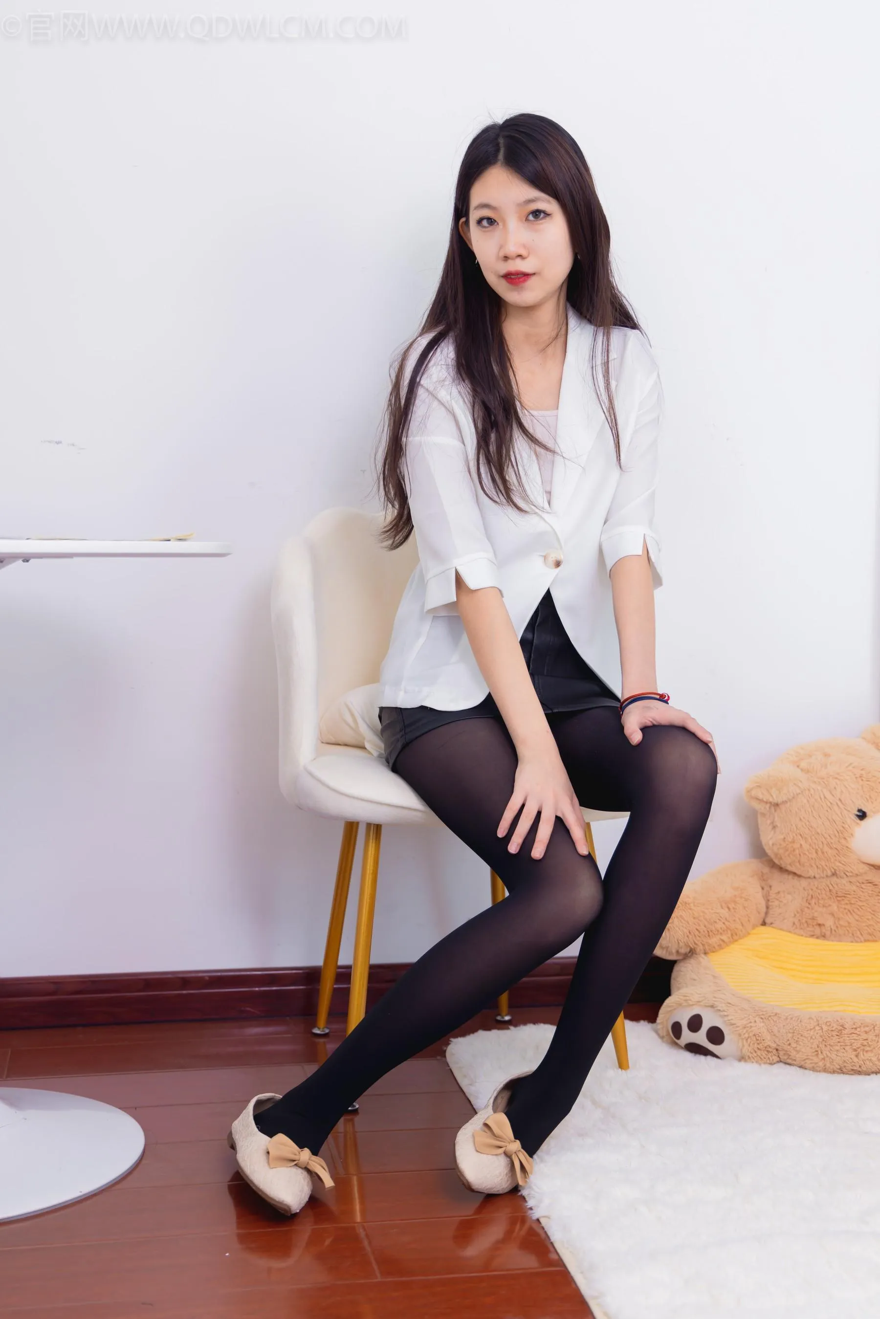 物恋传媒 NO.1518 纤纤-成长的岁月 [154P]插图1